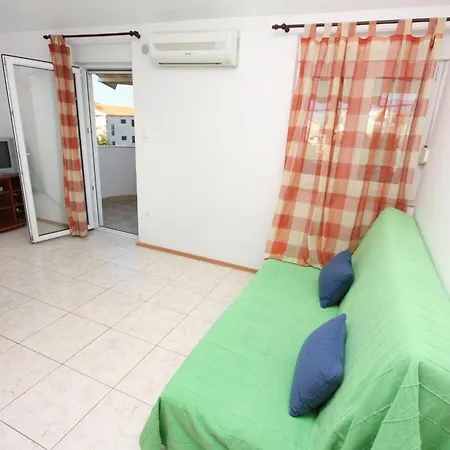 By The Sea Podstrana, Split - 5226 Apartment *